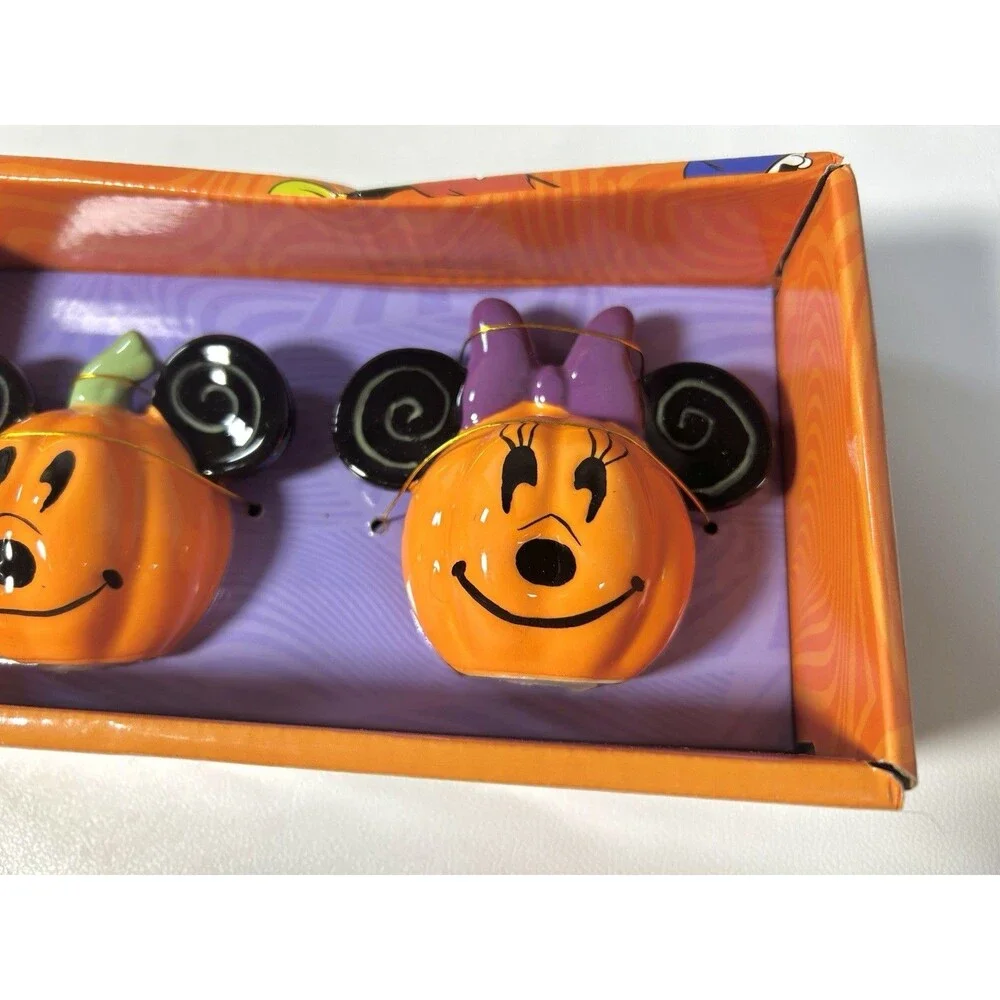 Disney Mickey Minnie Mouse Halloween Jack OLantern Ceramic Salt & Pepper Shakers